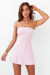 Energetic and sweet mini skirt, a versatile short skirt perfect for going out.